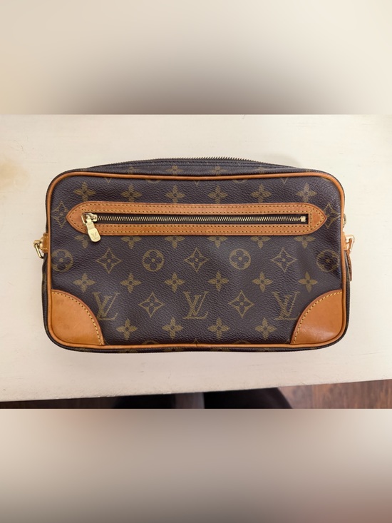 Louis Vuitton Handbags - Louis Vuitton Monogram Canvas Toiletry Pouch in Brown and Tan